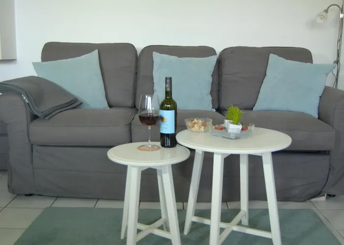 Deichwohnung Strandweg 7 *